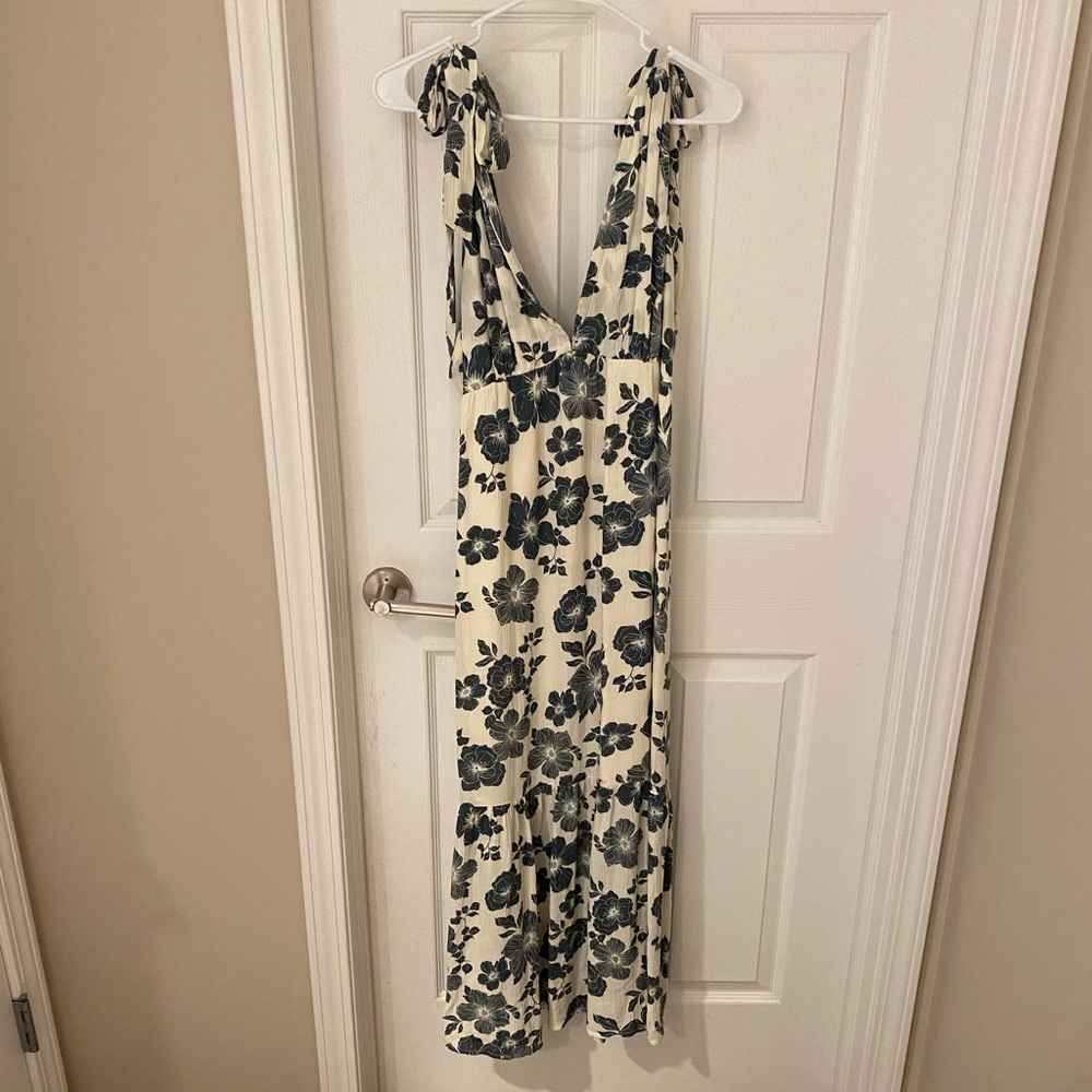 A&F tie strap baby doll midaxi dress
